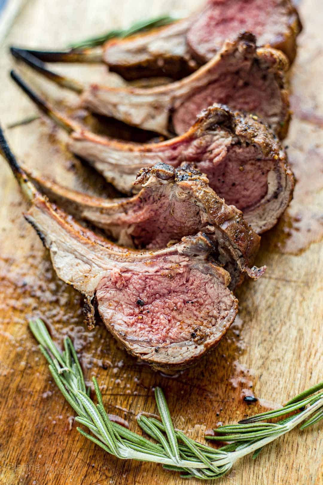 Lamb Rack (4 ribs)